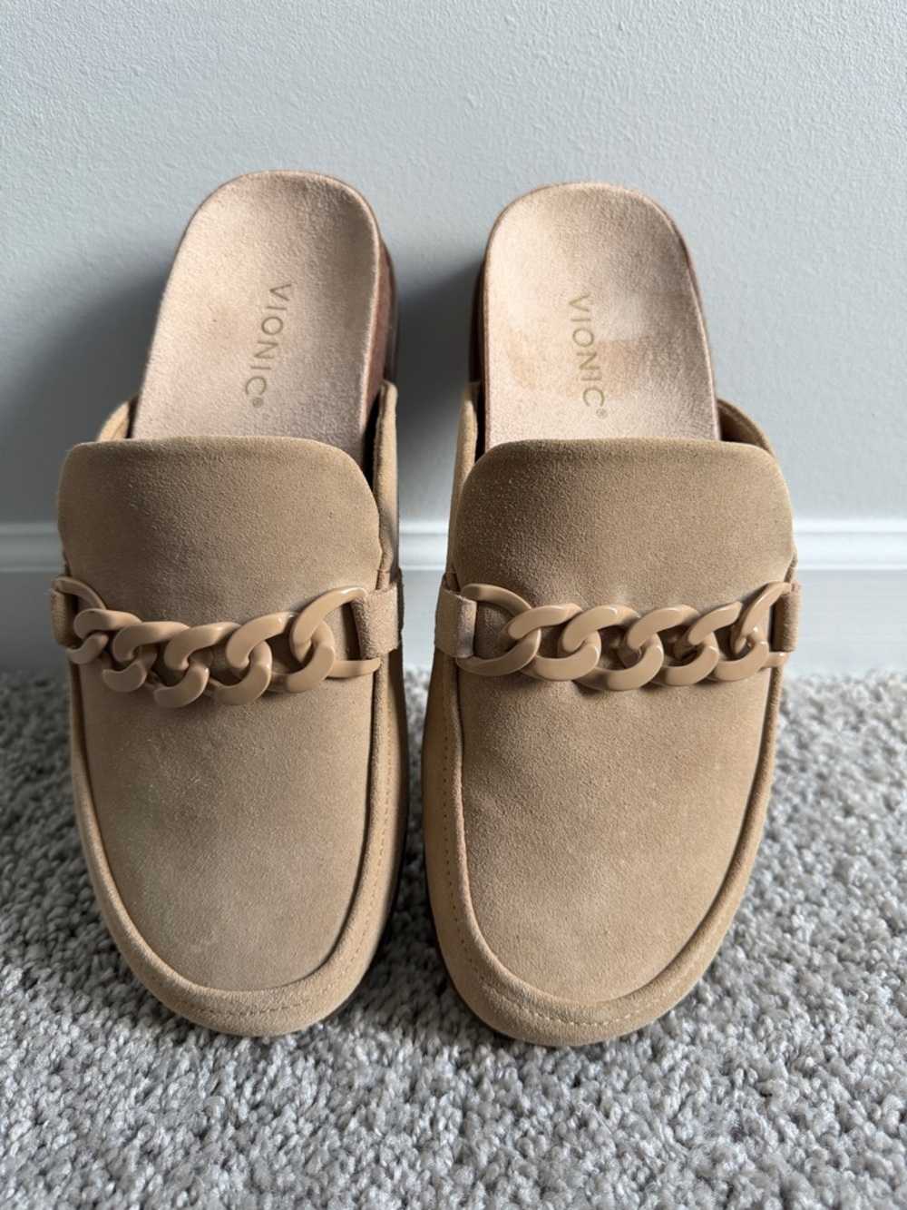 Vionic Tan Suede Chain Loafers Slip On Comfort Shoes Women’s Size 10